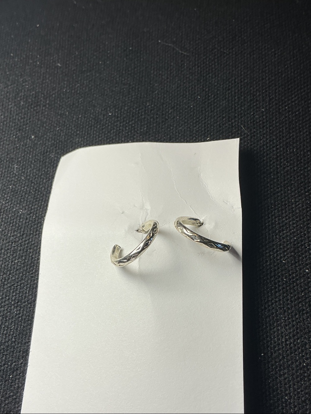 ⭐ Silver Tone Twisted Hoop Earrings Black Enamel Minimalist Boho